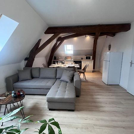 L'Evasion Urbaine - Parking Gratuit - Entree Autonome - Wifi Appartement Châtellerault Buitenkant foto